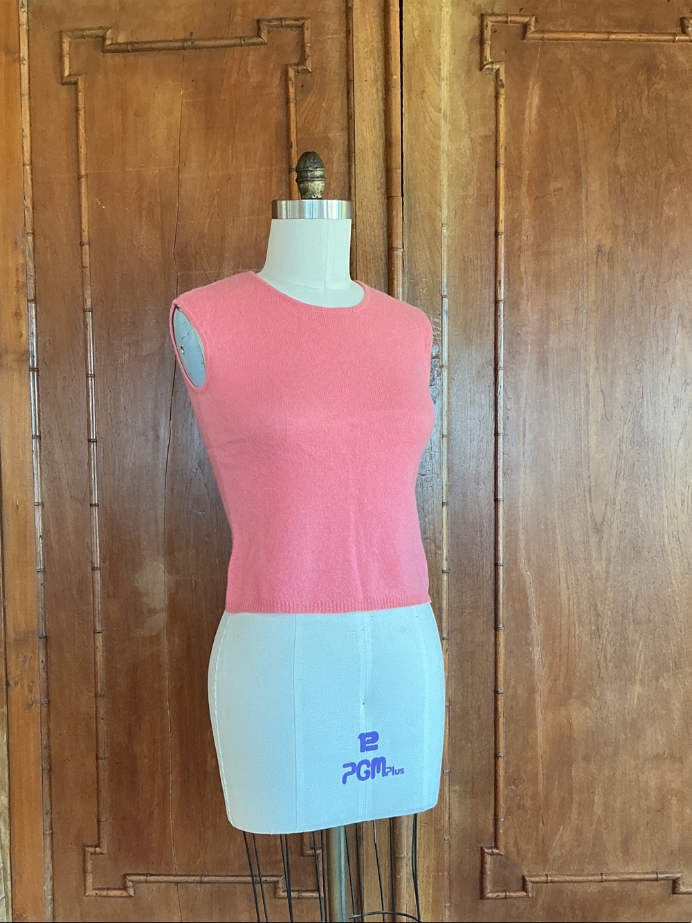 Valerie Stevens Light as Air Cashmere Coral Pink Sleeveless Knit Tank